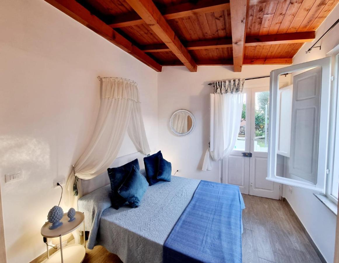 Stazzo San Teodoro Piscina Condivisa Apartment Exterior foto